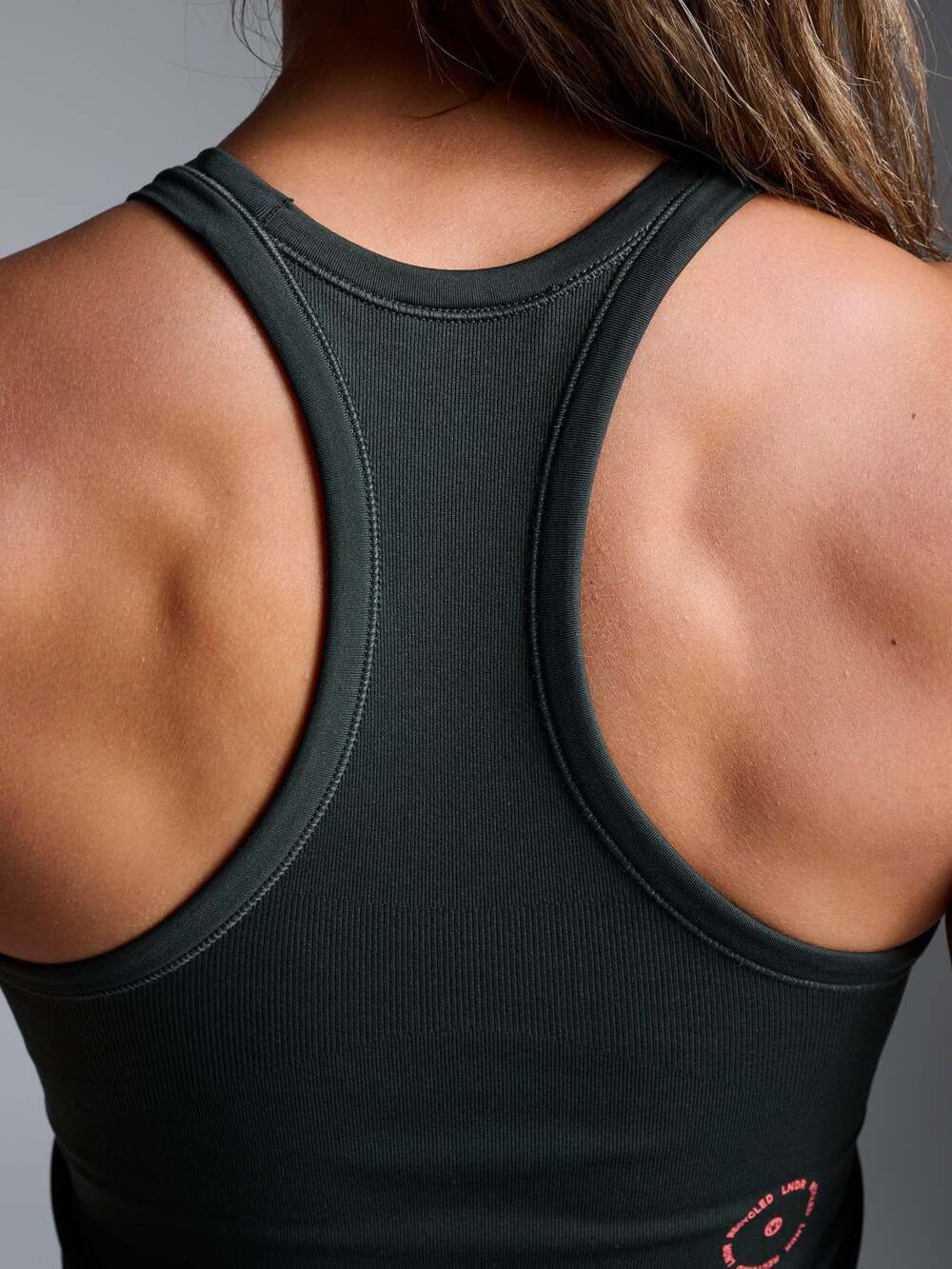 LNDR Recycled Seamless Racerback Tank Top Charcoal Black Size M-L Active